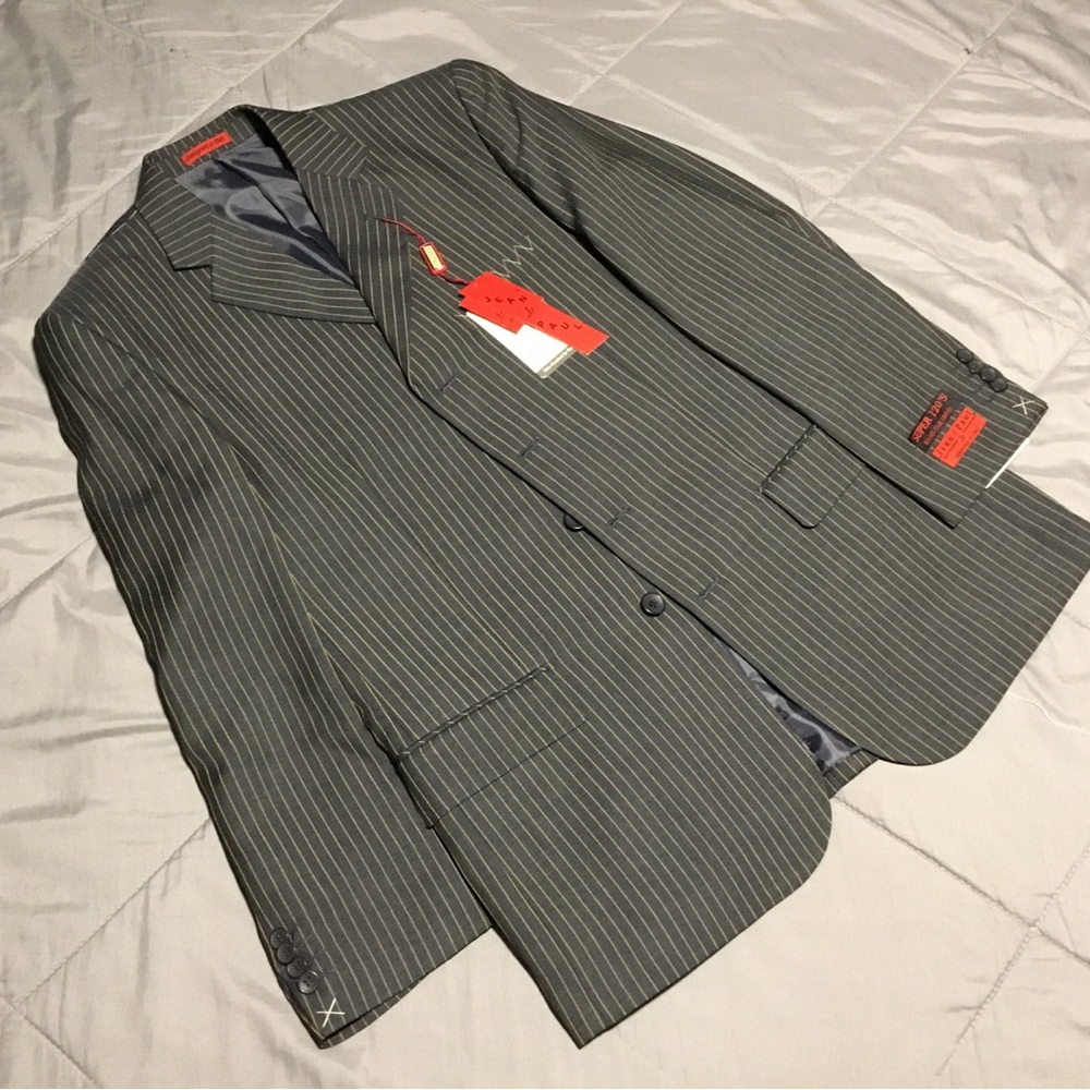 Men's Gray Pinstripe 3 piece suit NEW